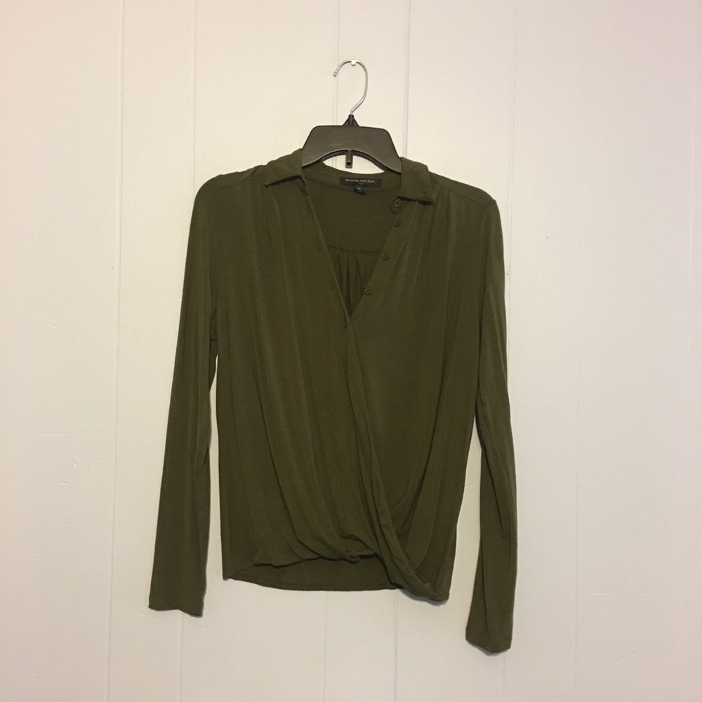 Banana Republic factory olive green wrap top